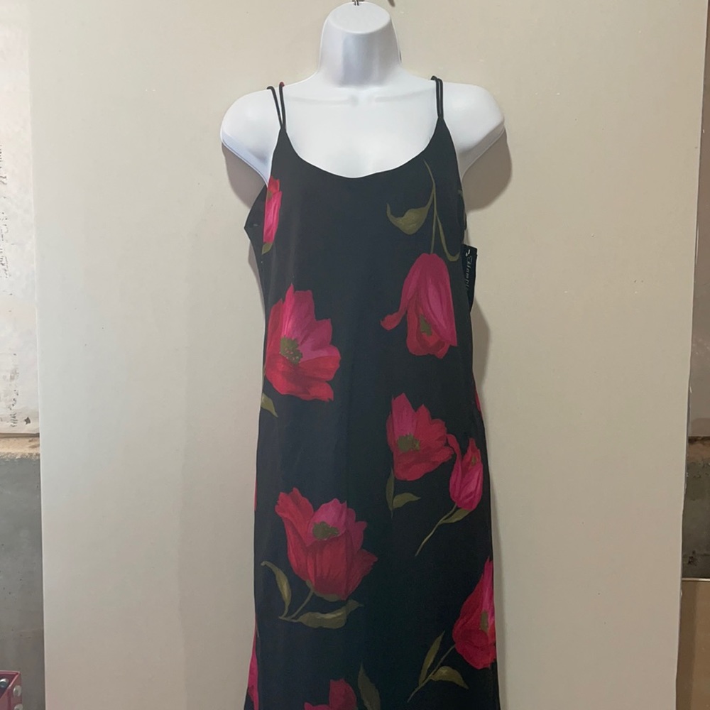 Hampton notes floral dress